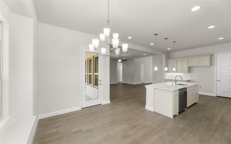 3907 Lochwood Drive, Rowlett, TX 75088, 5 Bedrooms Bedrooms, ,5 BathroomsBathrooms,Residential,For Sale,3907 Lochwood Drive,20899608