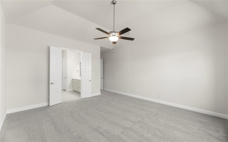 3907 Lochwood Drive, Rowlett, TX 75088, 5 Bedrooms Bedrooms, ,5 BathroomsBathrooms,Residential,For Sale,3907 Lochwood Drive,20899608