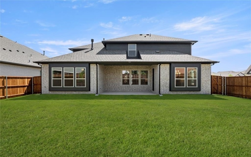 3907 Lochwood Drive, Rowlett, TX 75088, 5 Bedrooms Bedrooms, ,5 BathroomsBathrooms,Residential,For Sale,3907 Lochwood Drive,20899608