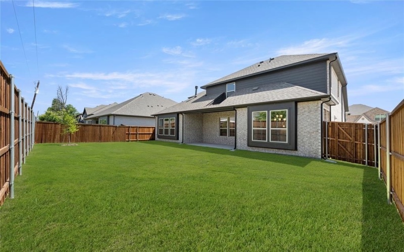 3907 Lochwood Drive, Rowlett, TX 75088, 5 Bedrooms Bedrooms, ,5 BathroomsBathrooms,Residential,For Sale,3907 Lochwood Drive,20899608