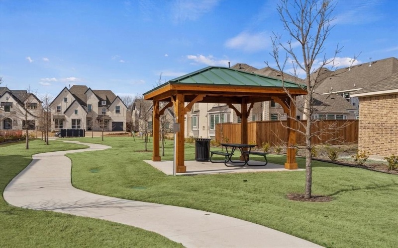3907 Lochwood Drive, Rowlett, TX 75088, 5 Bedrooms Bedrooms, ,5 BathroomsBathrooms,Residential,For Sale,3907 Lochwood Drive,20899608