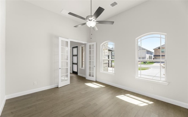 3907 Lochwood Drive, Rowlett, TX 75088, 5 Bedrooms Bedrooms, ,5 BathroomsBathrooms,Residential,For Sale,3907 Lochwood Drive,20899608