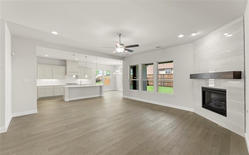 3907 Lochwood Drive, Rowlett, TX 75088, 5 Bedrooms Bedrooms, ,5 BathroomsBathrooms,Residential,For Sale,3907 Lochwood Drive,20899608
