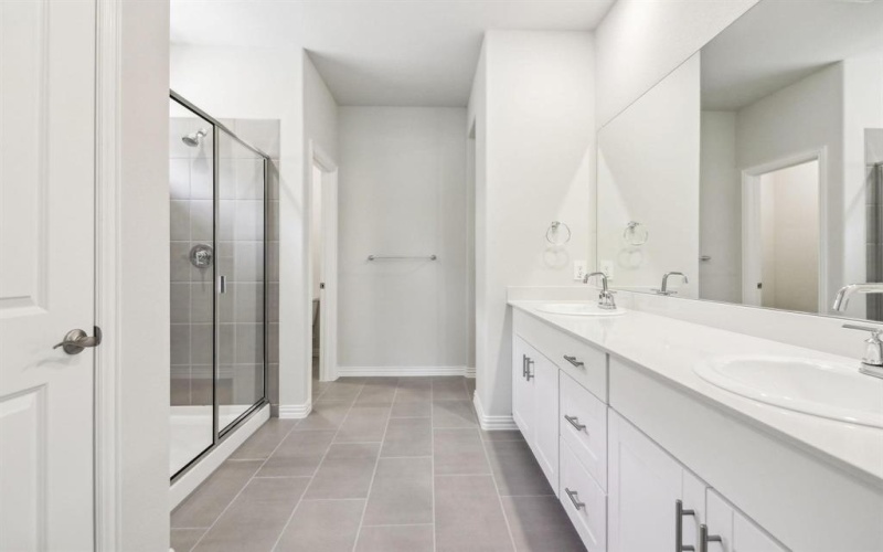 701 Easthill Drive, McKinney, TX 75071, 5 Bedrooms Bedrooms, ,3 BathroomsBathrooms,Residential Lease,For Rent,701 Easthill Drive,20899684