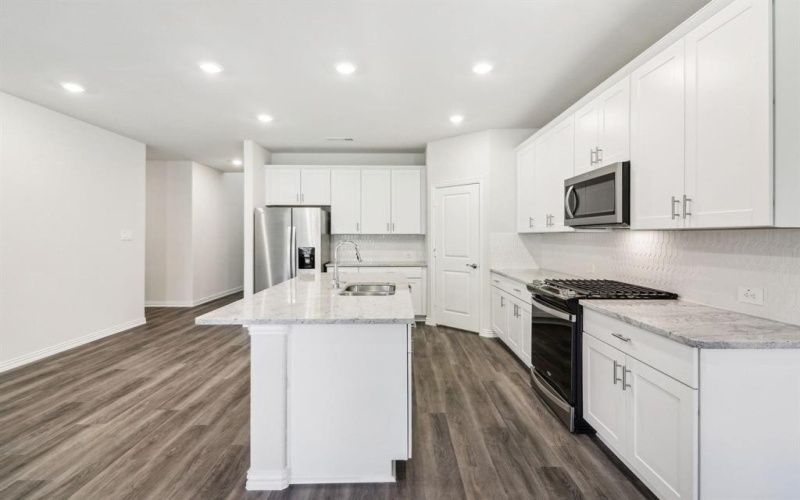 701 Easthill Drive, McKinney, TX 75071, 5 Bedrooms Bedrooms, ,3 BathroomsBathrooms,Residential Lease,For Rent,701 Easthill Drive,20899684