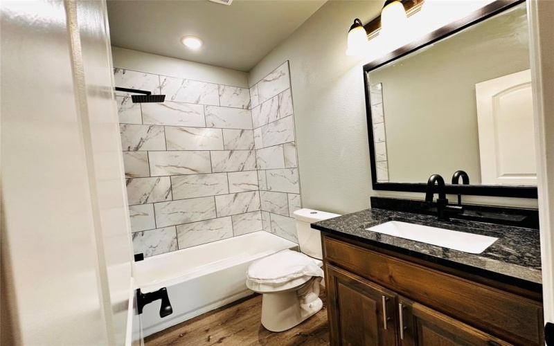 202 Mansfield Road, Cleburne, TX 76031, 3 Bedrooms Bedrooms, ,2 BathroomsBathrooms,Residential,For Sale,202 Mansfield Road,20899715