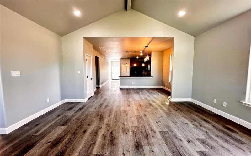 202 Mansfield Road, Cleburne, TX 76031, 3 Bedrooms Bedrooms, ,2 BathroomsBathrooms,Residential,For Sale,202 Mansfield Road,20899715