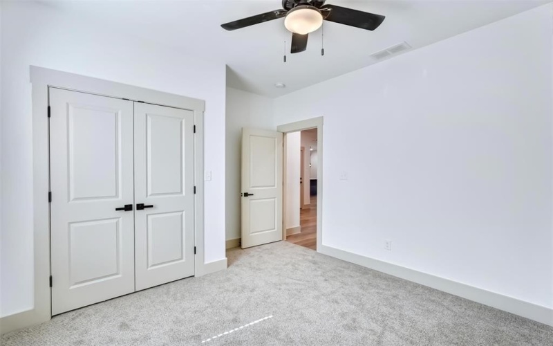 425 E Munson Street, Denison, TX 75021, 3 Habitaciones Habitaciones , ,2 BañosBaños,Residential,En Venta,425 E Munson Street,20899907