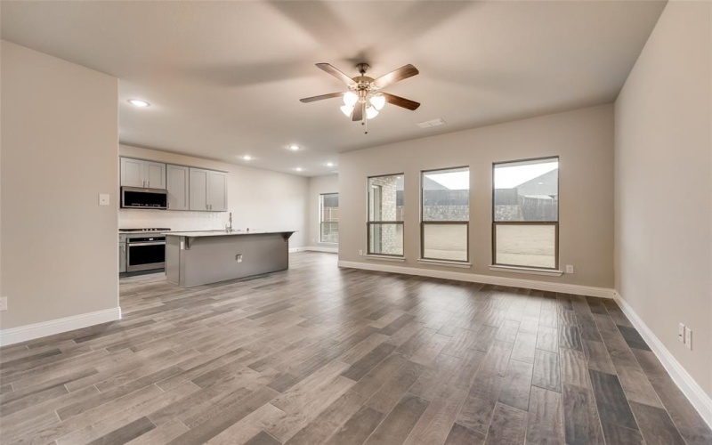 568 La Grange Drive, Fate, TX 75087, 4 Bedrooms Bedrooms, ,3 BathroomsBathrooms,Residential Lease,For Rent,568 La Grange Drive,20902097