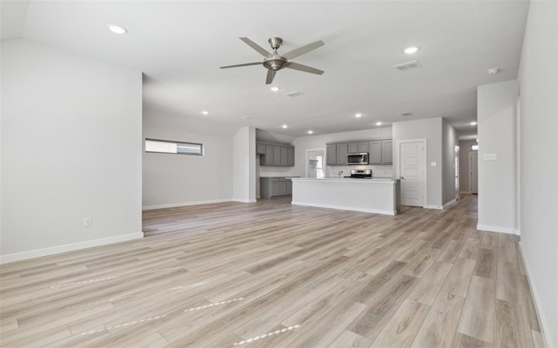 6029 Silverstein Street, Fort Worth, TX 76126, 3 Bedrooms Bedrooms, ,2 BathroomsBathrooms,Residential,For Sale,6029 Silverstein Street,20902128