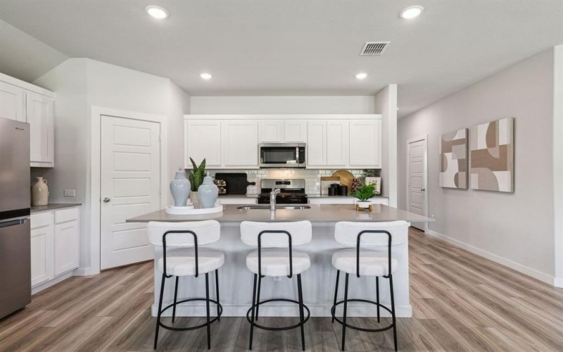 6009 Silverstein Street, Fort Worth, TX 76126, 4 Bedrooms Bedrooms, ,2 BathroomsBathrooms,Residential,For Sale,6009 Silverstein Street,20902133