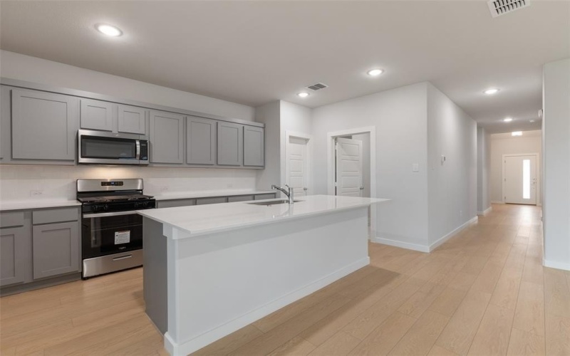 6033 Silverstein Street, Fort Worth, TX 76126, 4 Habitaciones Habitaciones , ,3 BañosBaños,Residential,En Venta,6033 Silverstein Street,20902137