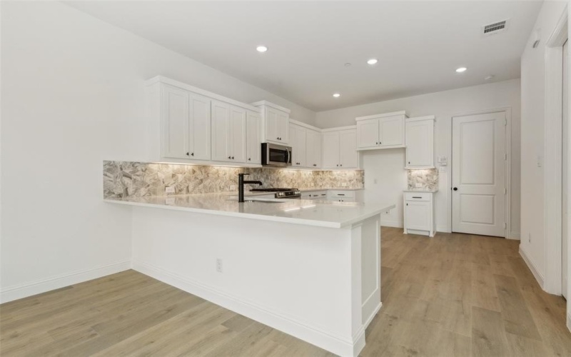 15712 Millwood Trail, Frisco, TX 75033, 2 Bedrooms Bedrooms, ,2 BathroomsBathrooms,Residential,For Sale,15712 Millwood Trail,20902289