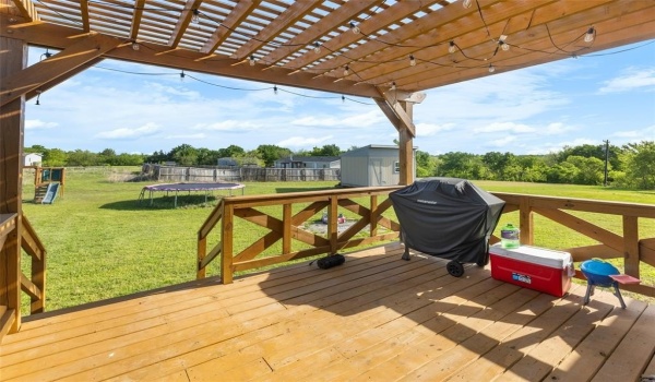 43 Oak Hollow Lane, Sherman, TX 75092, 3 Bedrooms Bedrooms, ,2 BathroomsBathrooms,Residential,For Sale,43 Oak Hollow Lane,20902390