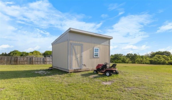 43 Oak Hollow Lane, Sherman, TX 75092, 3 Bedrooms Bedrooms, ,2 BathroomsBathrooms,Residential,For Sale,43 Oak Hollow Lane,20902390