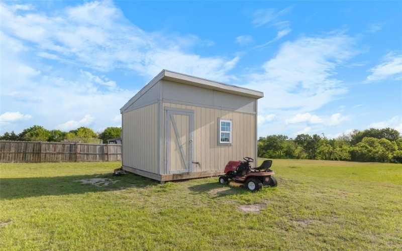 43 Oak Hollow Lane, Sherman, TX 75092, 3 Bedrooms Bedrooms, ,2 BathroomsBathrooms,Residential,For Sale,43 Oak Hollow Lane,20902390