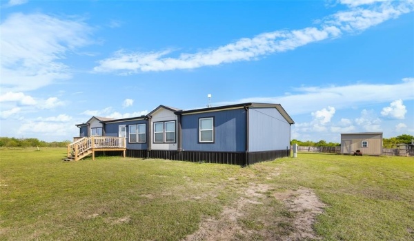 43 Oak Hollow Lane, Sherman, TX 75092, 3 Bedrooms Bedrooms, ,2 BathroomsBathrooms,Residential,For Sale,43 Oak Hollow Lane,20902390