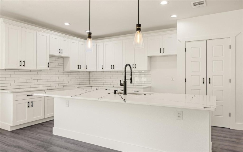 3005 Centaurus Way, Granbury, TX 76048, 4 Bedrooms Bedrooms, ,2 BathroomsBathrooms,Residential,For Sale,3005 Centaurus Way,20902395