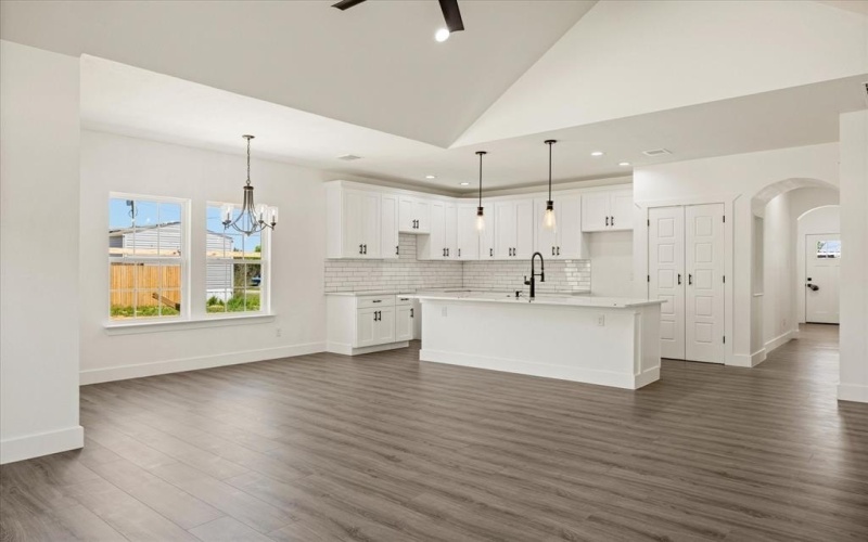 3005 Centaurus Way, Granbury, TX 76048, 4 Bedrooms Bedrooms, ,2 BathroomsBathrooms,Residential,For Sale,3005 Centaurus Way,20902395