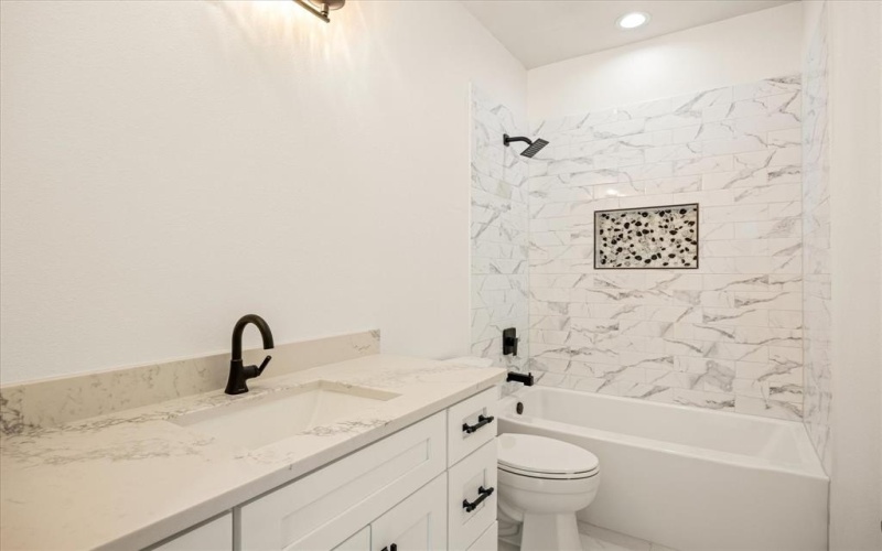 3005 Centaurus Way, Granbury, TX 76048, 4 Bedrooms Bedrooms, ,2 BathroomsBathrooms,Residential,For Sale,3005 Centaurus Way,20902395