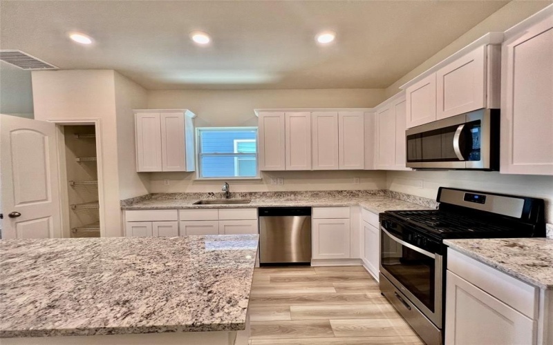 1233 Parker Drive, Princeton, TX 75407, 4 Habitaciones Habitaciones , ,2 BañosBaños,Residential Lease,En Alquiler,1233 Parker Drive,20902477