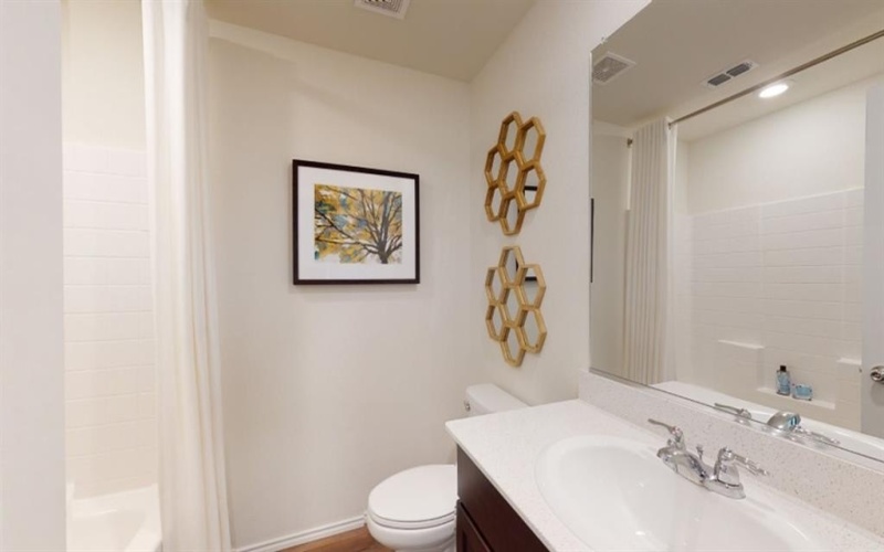 1208 Wildflower Street, Ennis, TX 75119, 3 Bedrooms Bedrooms, ,2 BathroomsBathrooms,Residential Lease,For Rent,1208 Wildflower Street,20902535