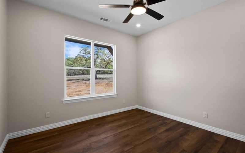 109 Post Oak Cove, Sunset, TX 76270, 3 Bedrooms Bedrooms, ,2 BathroomsBathrooms,Residential,For Sale,109 Post Oak Cove,20900656
