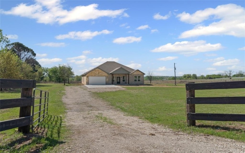 4520 County Road 307, Grandview, TX 76050, 4 Bedrooms Bedrooms, ,2 BathroomsBathrooms,Residential,For Sale,4520 County Road 307,20900851