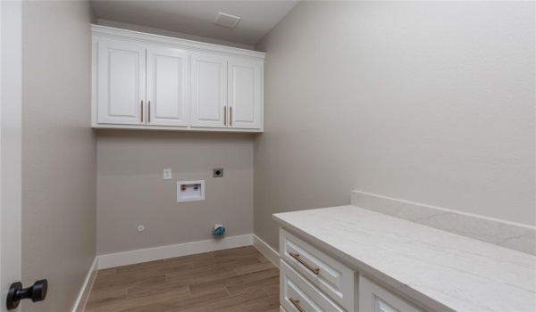 130 Denton Heights Lane, Weatherford, TX 76085, 3 Bedrooms Bedrooms, ,2 BathroomsBathrooms,Residential,For Sale,130 Denton Heights Lane,20901022