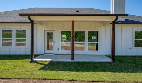130 Denton Heights Lane, Weatherford, TX 76085, 3 Bedrooms Bedrooms, ,2 BathroomsBathrooms,Residential,For Sale,130 Denton Heights Lane,20901022