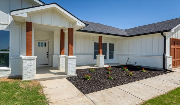 130 Denton Heights Lane, Weatherford, TX 76085, 3 Bedrooms Bedrooms, ,2 BathroomsBathrooms,Residential,For Sale,130 Denton Heights Lane,20901022