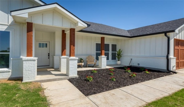 130 Denton Heights Lane, Weatherford, TX 76085, 3 Bedrooms Bedrooms, ,2 BathroomsBathrooms,Residential,For Sale,130 Denton Heights Lane,20901022