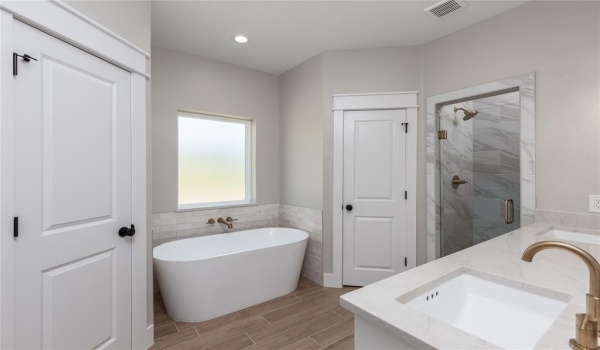 130 Denton Heights Lane, Weatherford, TX 76085, 3 Bedrooms Bedrooms, ,2 BathroomsBathrooms,Residential,For Sale,130 Denton Heights Lane,20901022