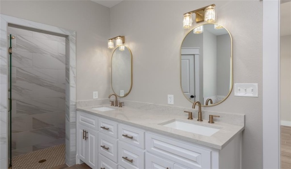 130 Denton Heights Lane, Weatherford, TX 76085, 3 Bedrooms Bedrooms, ,2 BathroomsBathrooms,Residential,For Sale,130 Denton Heights Lane,20901022