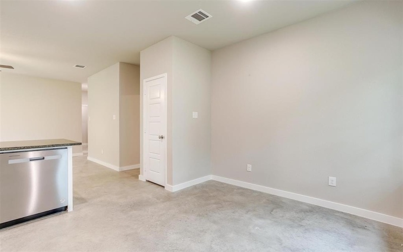404 Evans Street, Cleburne, TX 76031, 3 Bedrooms Bedrooms, ,2 BathroomsBathrooms,Residential,For Sale,404 Evans Street,20901120