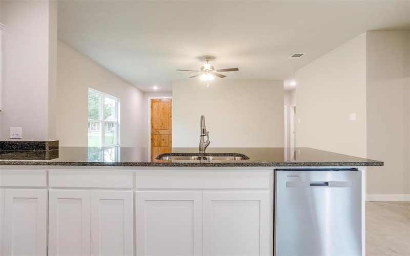 404 Evans Street, Cleburne, TX 76031, 3 Bedrooms Bedrooms, ,2 BathroomsBathrooms,Residential,For Sale,404 Evans Street,20901120