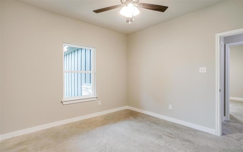 404 Evans Street, Cleburne, TX 76031, 3 Bedrooms Bedrooms, ,2 BathroomsBathrooms,Residential,For Sale,404 Evans Street,20901120