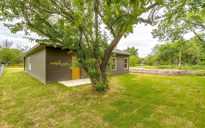 404 Evans Street, Cleburne, TX 76031, 3 Bedrooms Bedrooms, ,2 BathroomsBathrooms,Residential,For Sale,404 Evans Street,20901120