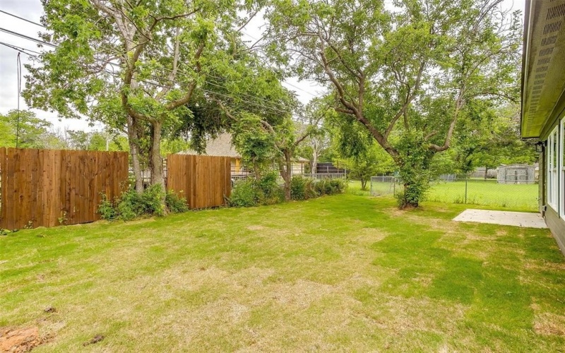 404 Evans Street, Cleburne, TX 76031, 3 Bedrooms Bedrooms, ,2 BathroomsBathrooms,Residential,For Sale,404 Evans Street,20901120