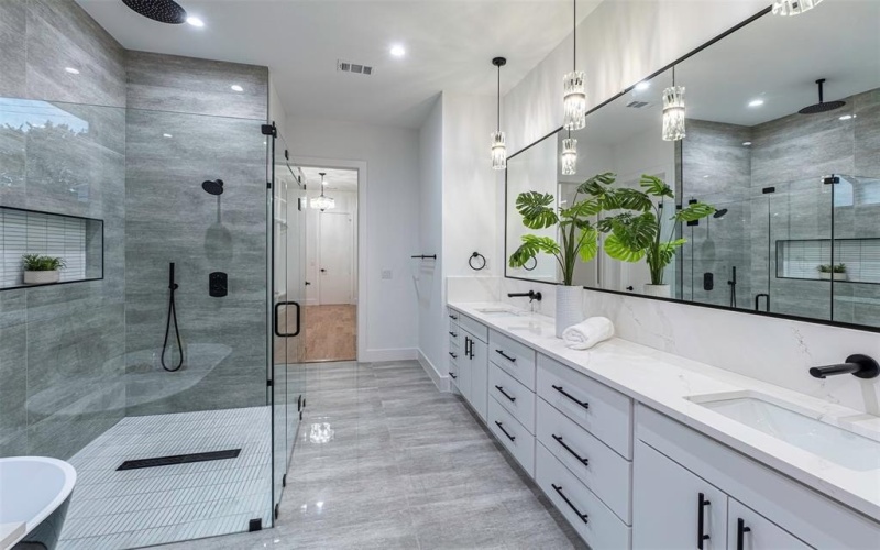 3731 Cortez Drive, Dallas, TX 75220, 5 Bedrooms Bedrooms, ,6 BathroomsBathrooms,Residential,For Sale,3731 Cortez Drive,20903143