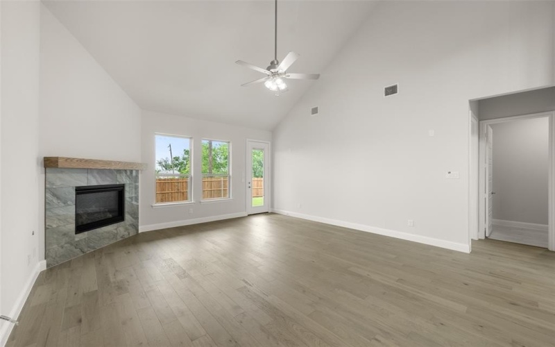 8409 Lavon Lane, Denton, TX 76226, 4 Bedrooms Bedrooms, ,3 BathroomsBathrooms,Residential,For Sale,8409 Lavon Lane,20901207