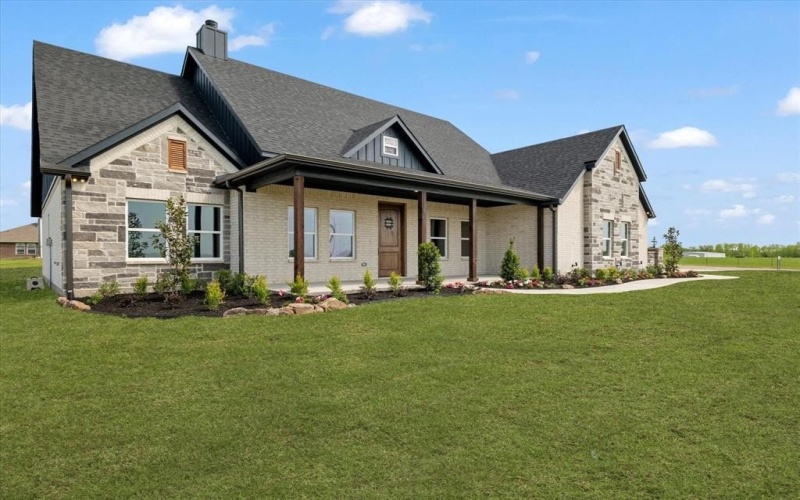 233 Marshall Circle, Whitewright, TX 75491, 4 Bedrooms Bedrooms, ,3 BathroomsBathrooms,Residential,For Sale,233 Marshall Circle,20901239