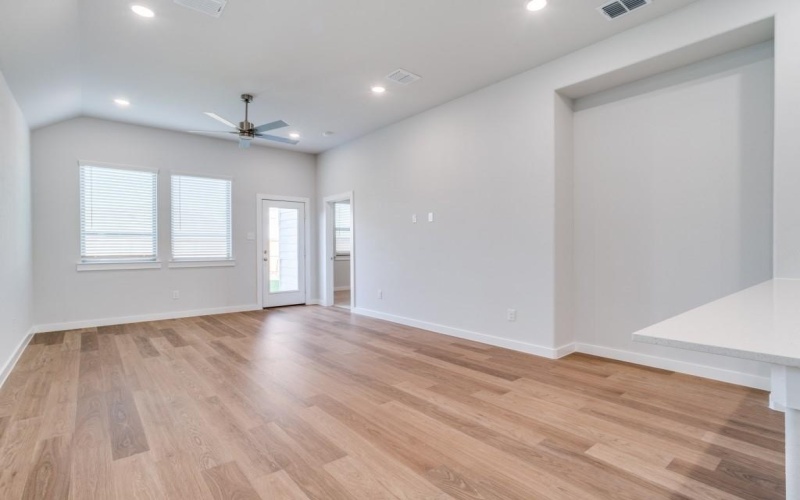 3818 White Rock Drive, Farmersville, TX 75442, 3 Bedrooms Bedrooms, ,2 BathroomsBathrooms,Residential Lease,For Rent,3818 White Rock Drive,20901313