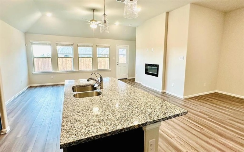 13136 Yellowstone Way, Providence Village, TX 76227, 4 Bedrooms Bedrooms, ,2 BathroomsBathrooms,Residential Lease,For Rent,13136 Yellowstone Way,20901665