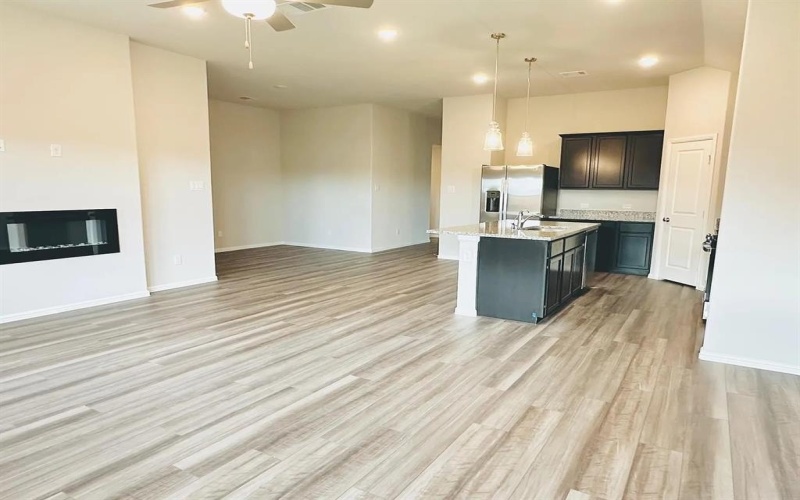 13136 Yellowstone Way, Providence Village, TX 76227, 4 Bedrooms Bedrooms, ,2 BathroomsBathrooms,Residential Lease,For Rent,13136 Yellowstone Way,20901665