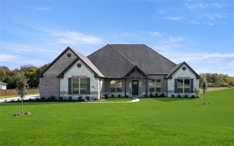 4240 Desert Gold Drive, Midlothian, TX 76065, 4 Bedrooms Bedrooms, ,3 BathroomsBathrooms,Residential,For Sale,4240 Desert Gold Drive,20901673