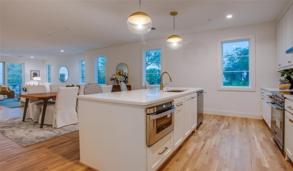 7207 Gaston Avenue #503, Dallas, TX 75214, 2 Bedrooms Bedrooms, ,2 BathroomsBathrooms,Residential,For Sale,7207 Gaston Avenue,20901676