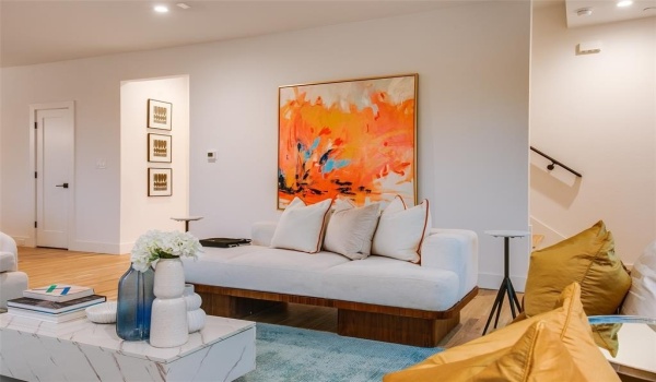 7207 Gaston Avenue #503, Dallas, TX 75214, 2 Bedrooms Bedrooms, ,2 BathroomsBathrooms,Residential,For Sale,7207 Gaston Avenue,20901676