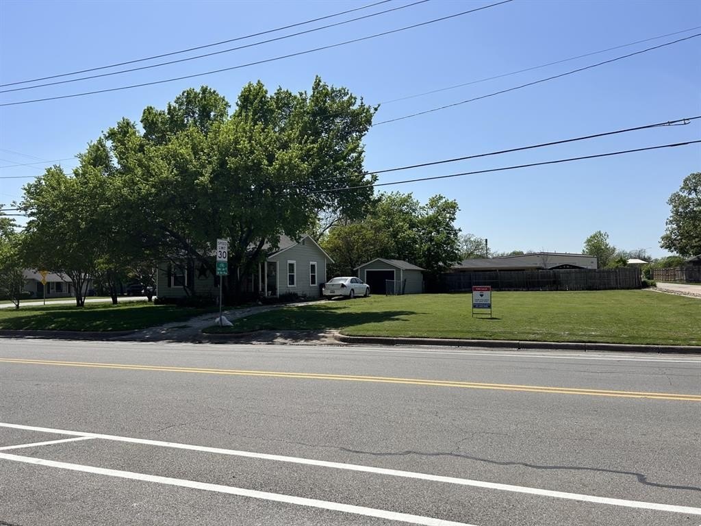 212 S Warren Street, Burleson, TX 76028, ,Commercial Sale,For Sale,212 S Warren Street,20901715