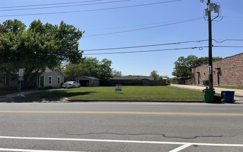 212 S Warren Street, Burleson, TX 76028, ,Commercial Sale,For Sale,212 S Warren Street,20901715